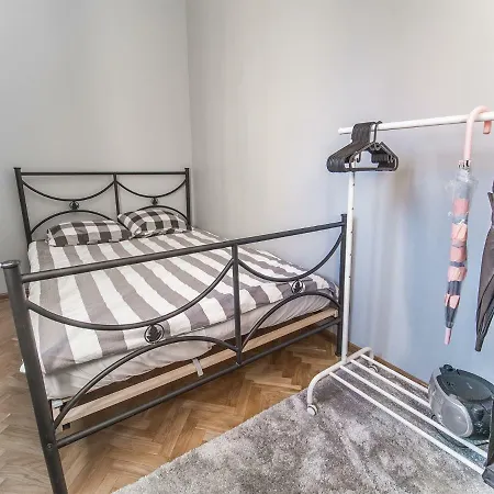 아파트 City Center Apartament