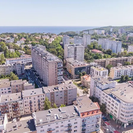 아파트 City Center Apartament 그디니아