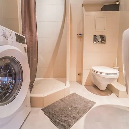 아파트 City Center Apartament 그디니아
